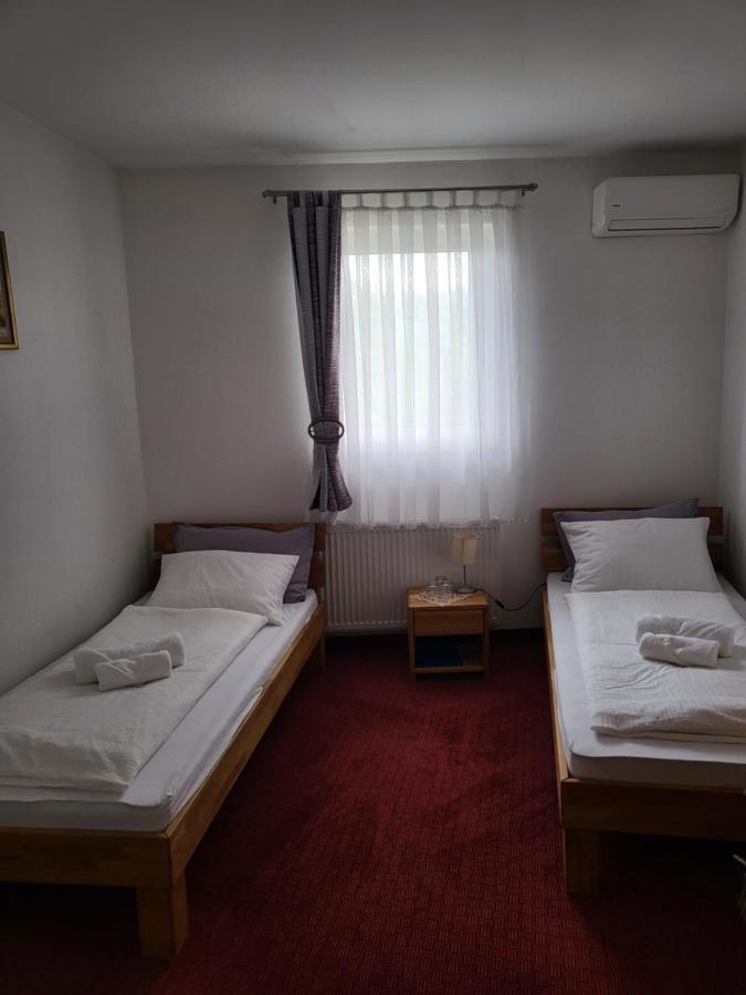 Nihad B&B Visoko Exterior foto